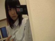 個人撮影　清純系の美少女JKがデジカメ使って指オナ自撮り。